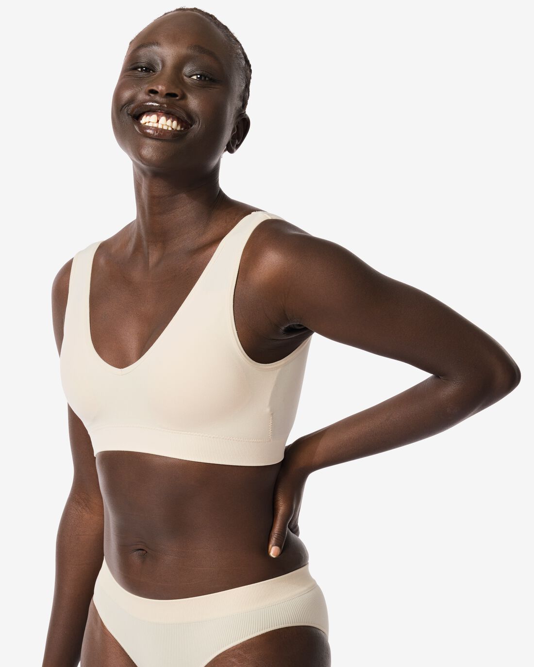 HEMA Voorgevormde Top Naadloos Zonder Beugel Nude (nude)