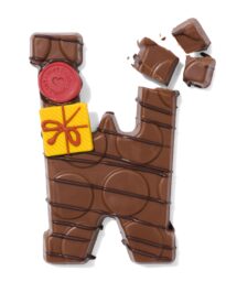 HEMA HEMA Handgedecoreerde Chocoladeletter Melk W 180g