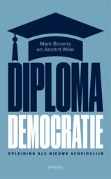 Diplomademocratie