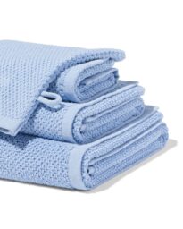 HEMA Handdoek 2e kans recycled katoen lichtblauw (lichtblauw)
