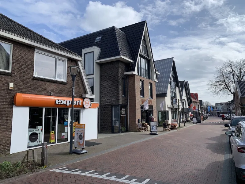 Expert Rheden — foto 1