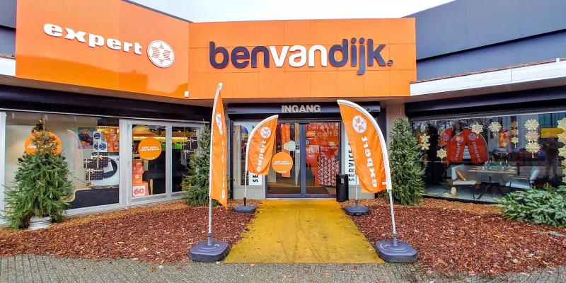 Expert Uden — foto 1
