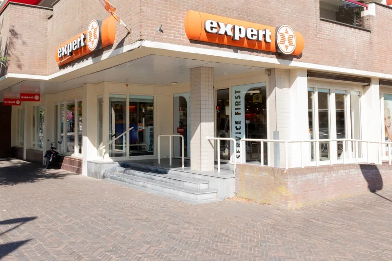 Expert Woerden — foto 1