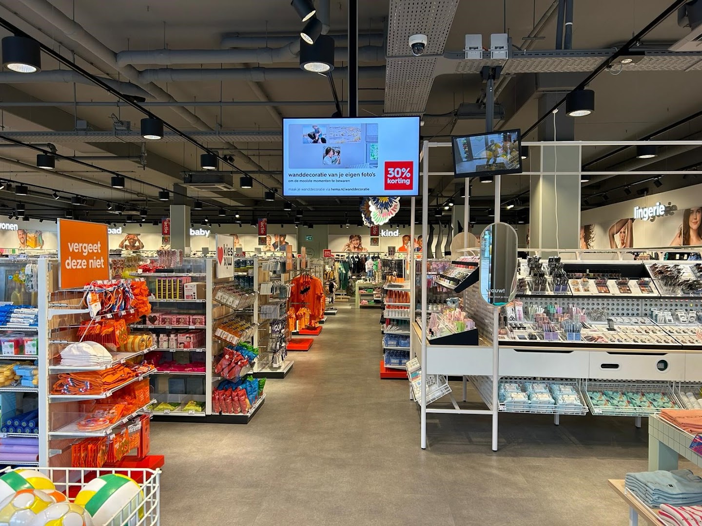 HEMA Apeldoorn Anklaar — foto 2