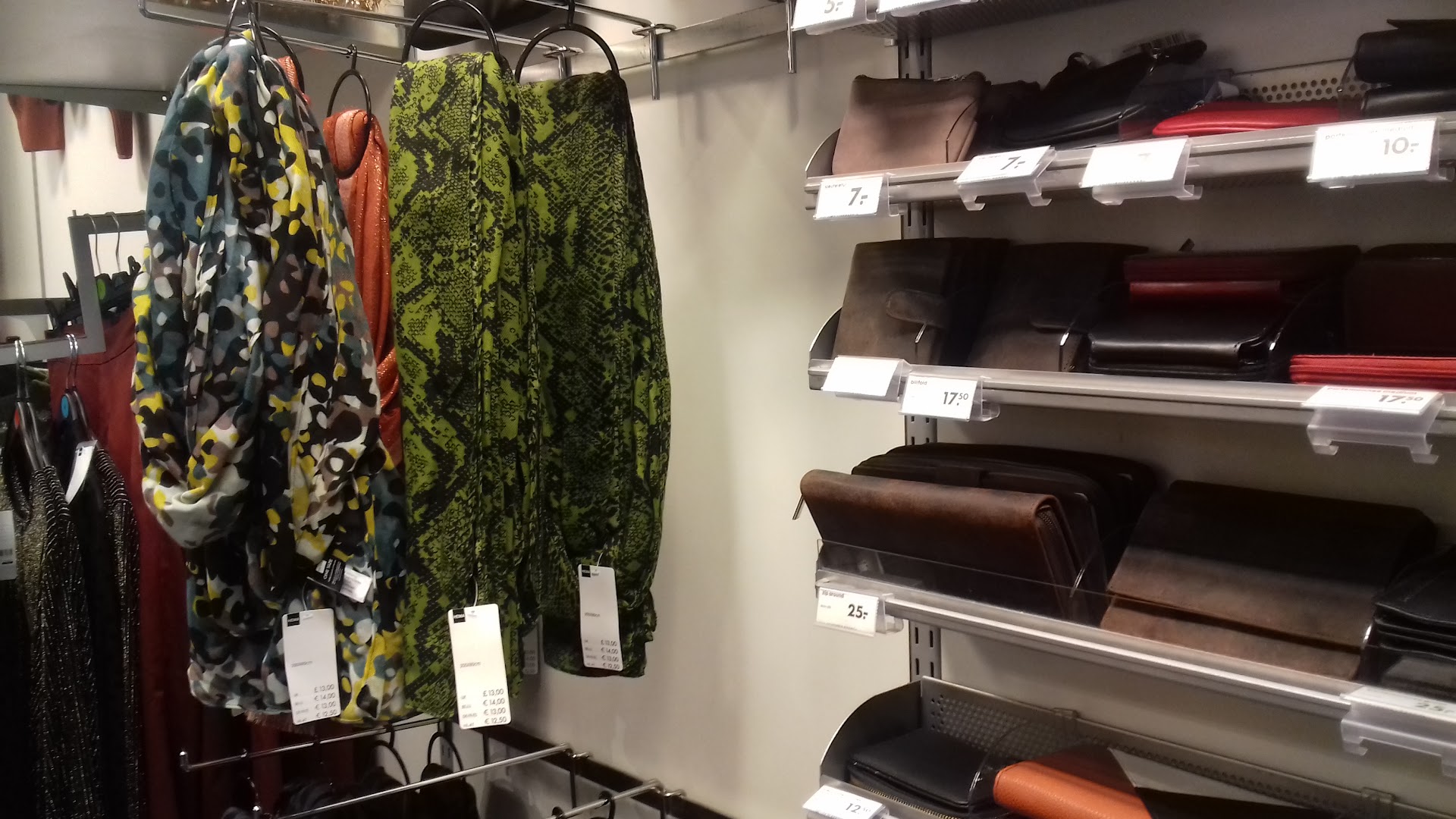 HEMA Apeldoorn  Eglantier — foto 6