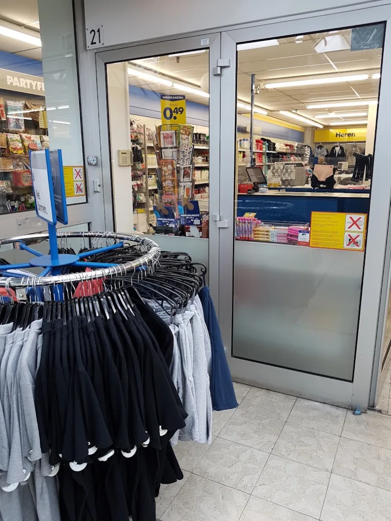 Zeeman Capelle a/d IJssel Picasso — foto 4