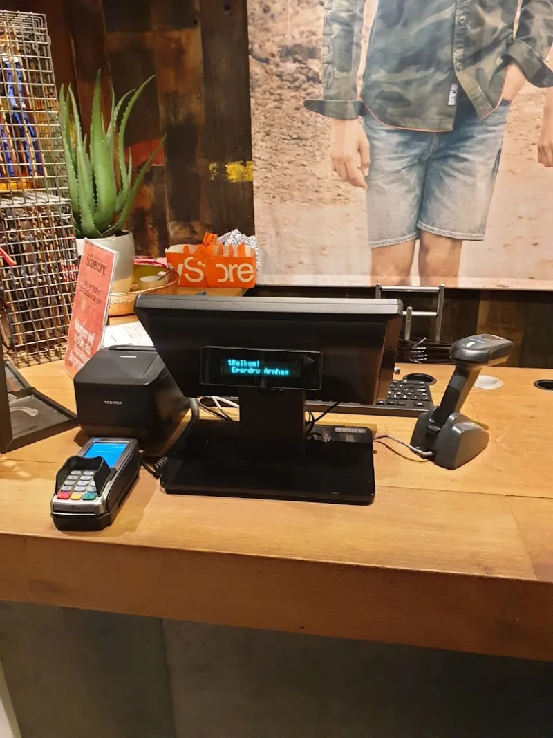 Superdry Arnhem — foto 6