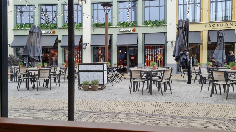 Superdry Batavia Stad — foto 3