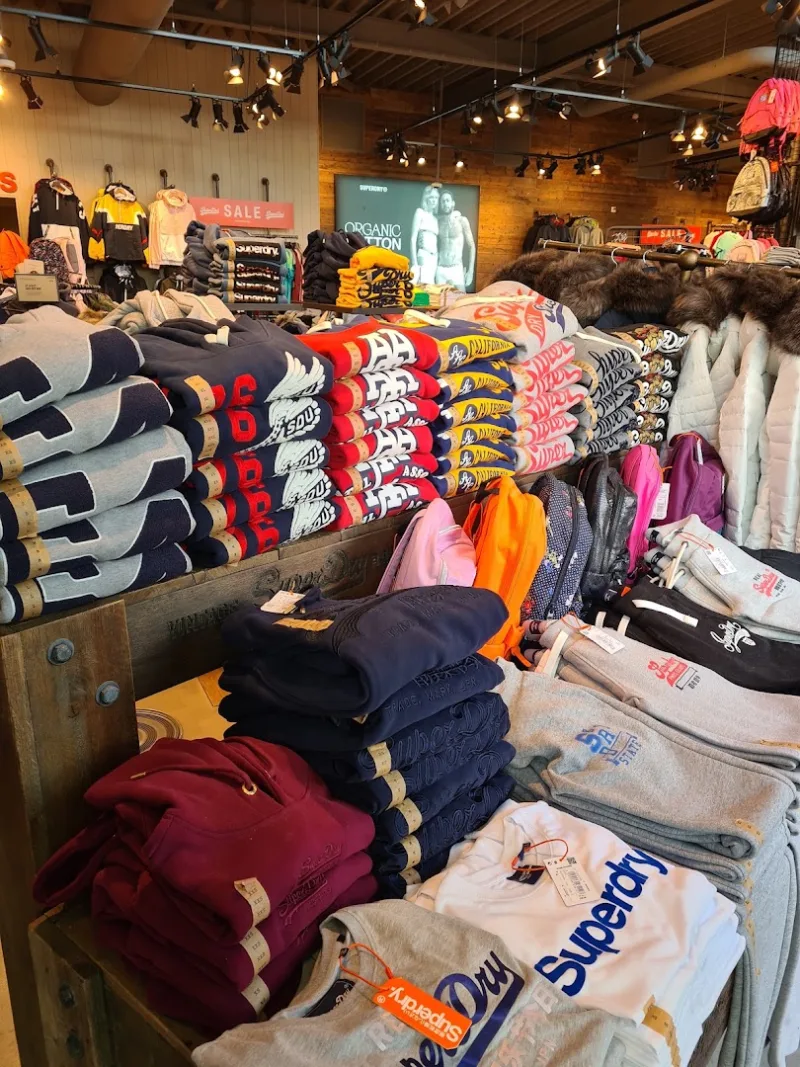 Superdry Batavia Stad — foto 4