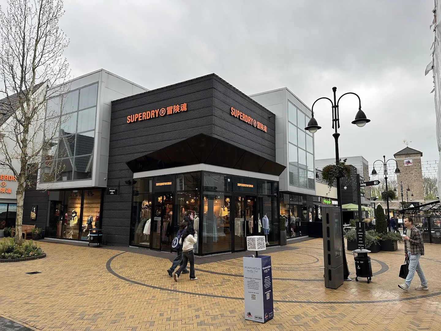 Superdry Roosendaal — foto 2