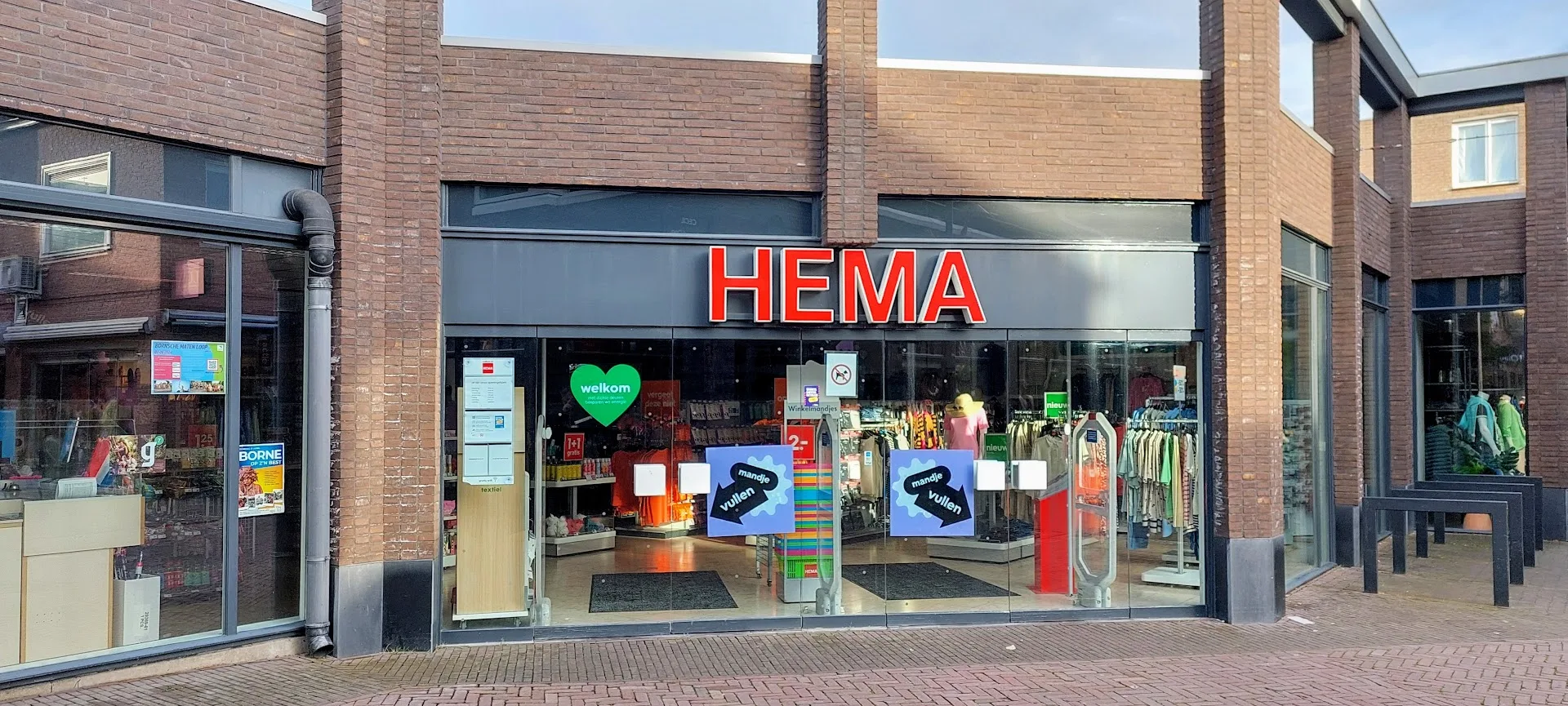 HEMA Borne — foto 1