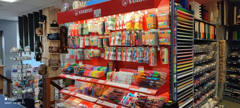 Boek- en Kantoorboekhandel Schellen — foto 4