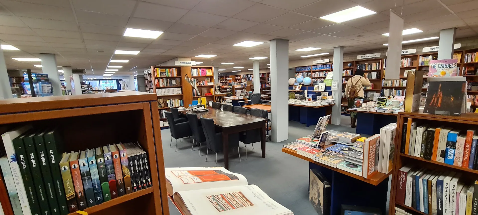 Boekhandel Van Kooten — foto 2