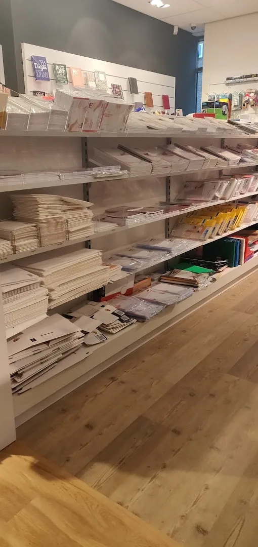 Kantoor & Boekhandel KEES (Ella Fitzgeraldplein) — foto 6