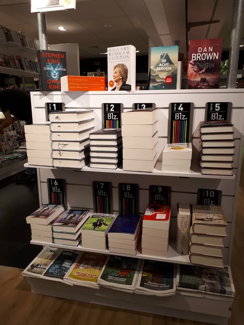 Kantoor & Boekhandel KEES (Ella Fitzgeraldplein) — foto 2