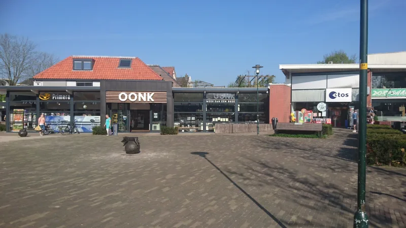 Boek- en Kantoorboekhandel Oonk