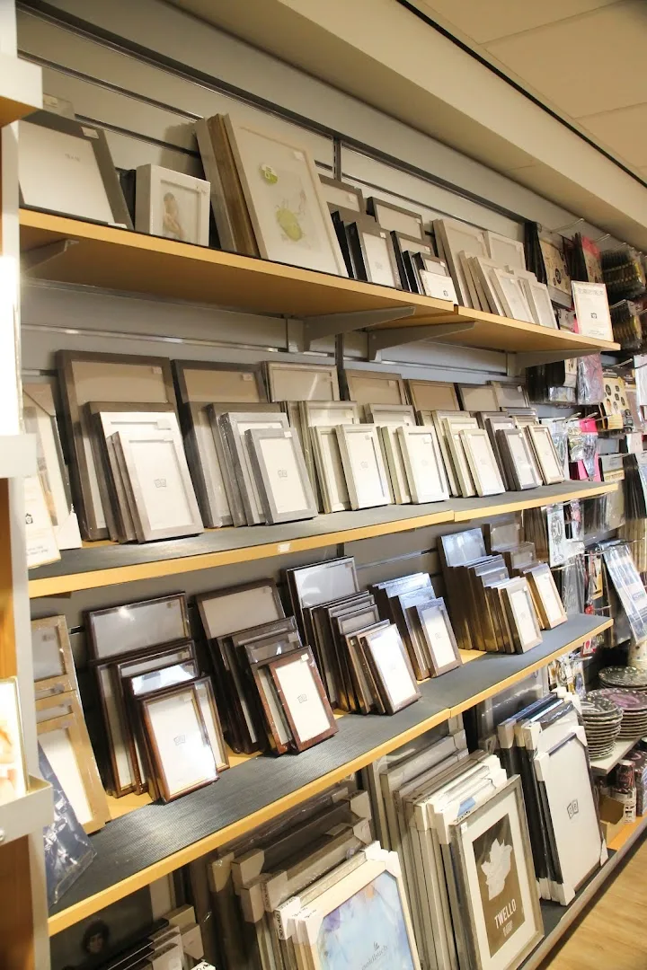 Boek- en Kantoorboekhandel Oonk — foto 8