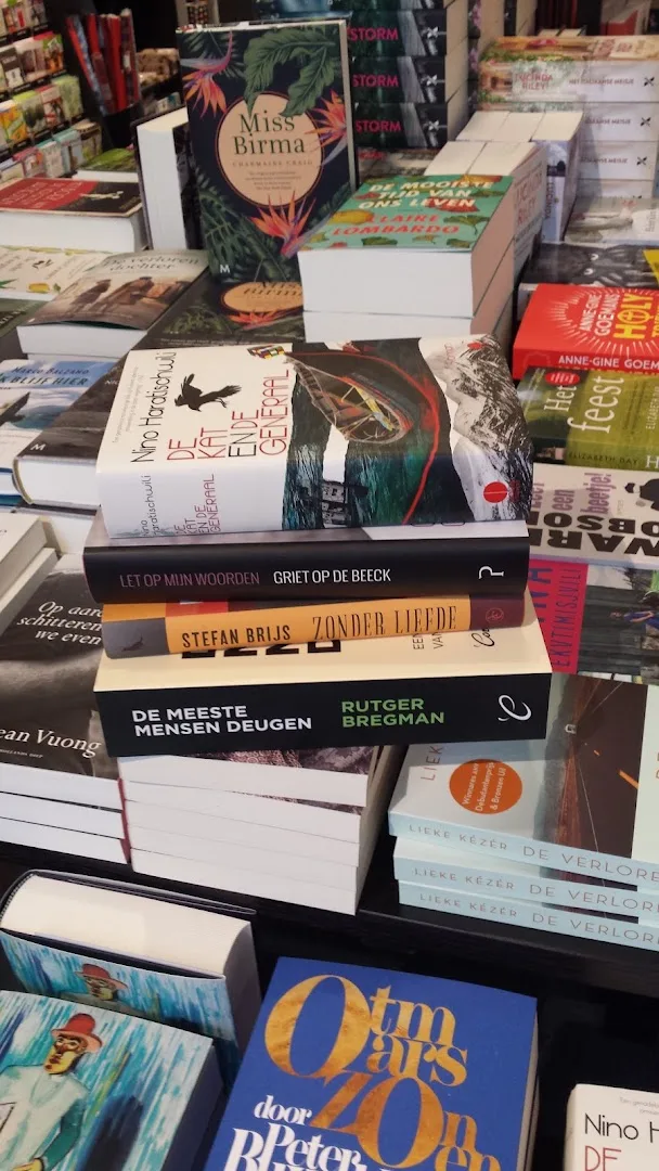 Boekhandel Arentsen en Tomey — foto 4