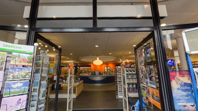 Van der Velde Boeken Sneek — foto 7