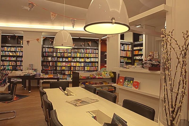 Boekhandel Maximus — foto 5