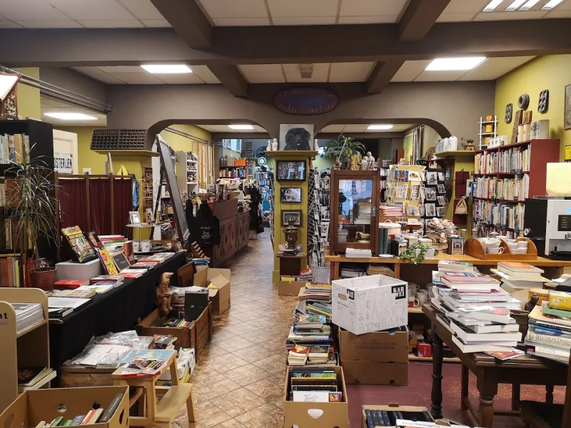 De Boekenwurm (Afhaalpunt Boekhandel Quist) — foto 6