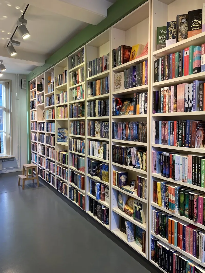 De Boekenwurm (Afhaalpunt Boekhandel Quist) — foto 5
