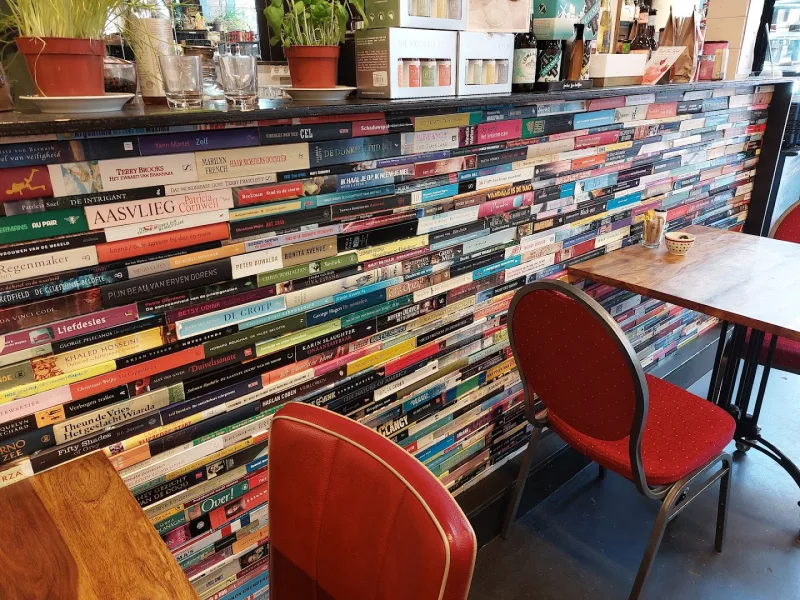 Boekhandel Van der Meer — foto 4