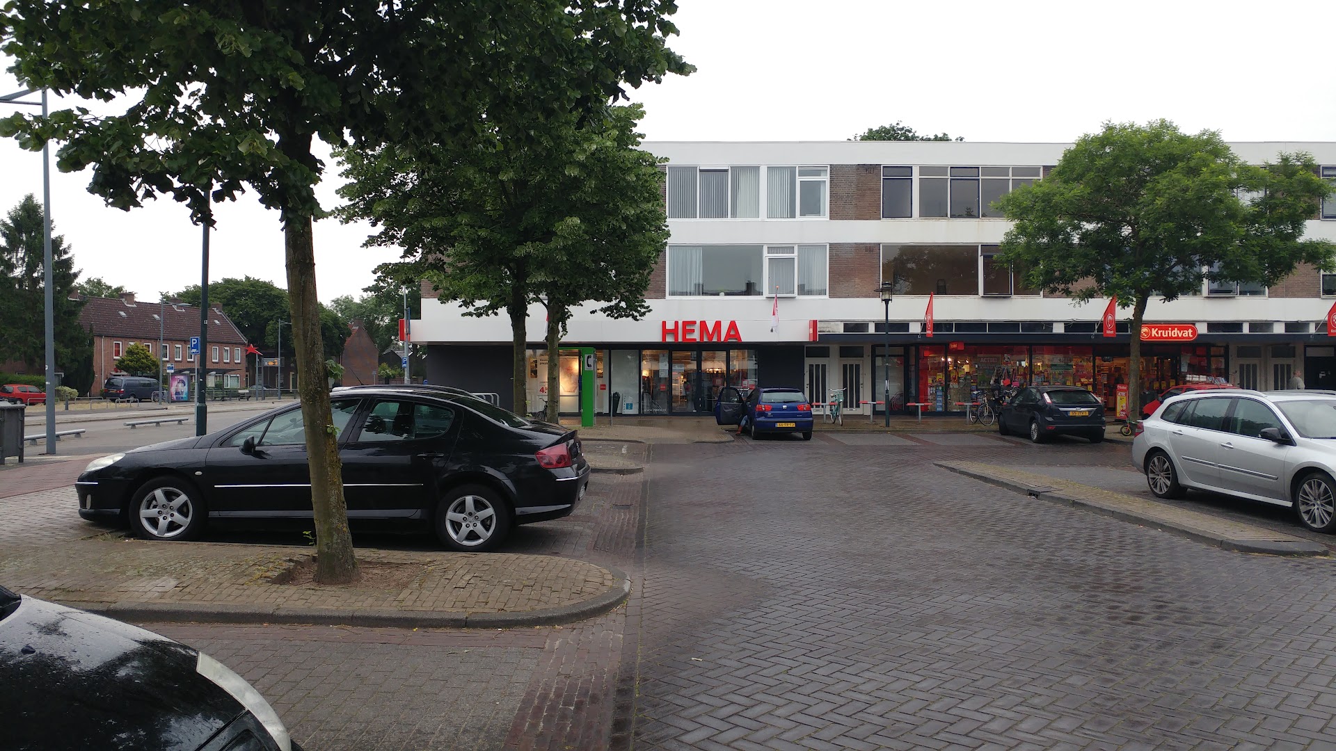 HEMA Breda Valkeniersplein — foto 1