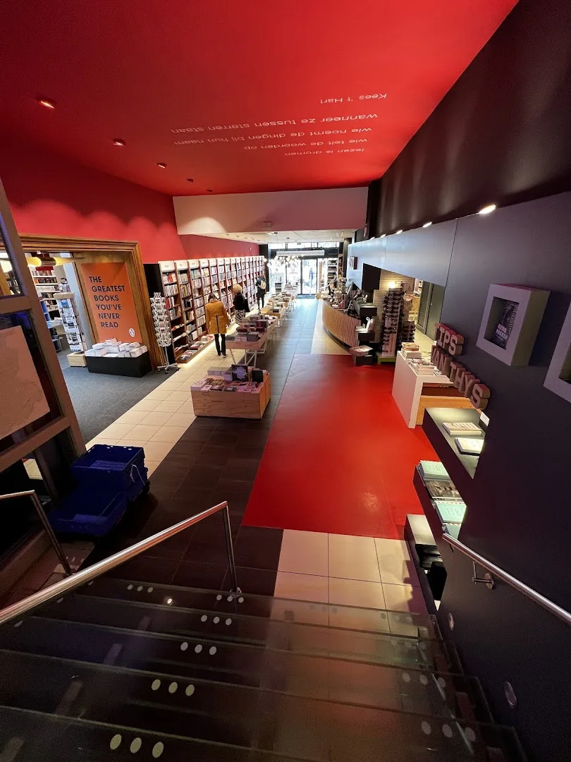 Van der Velde Boeken Leeuwarden — foto 11