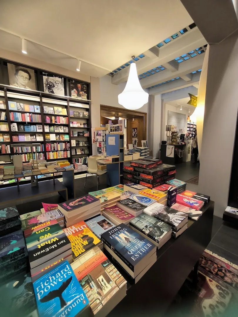 Van der Velde Boeken Leeuwarden — foto 3