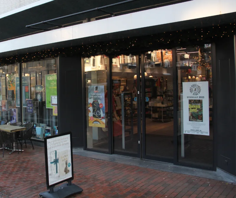 Boekhandel Voorhoeve — foto 3