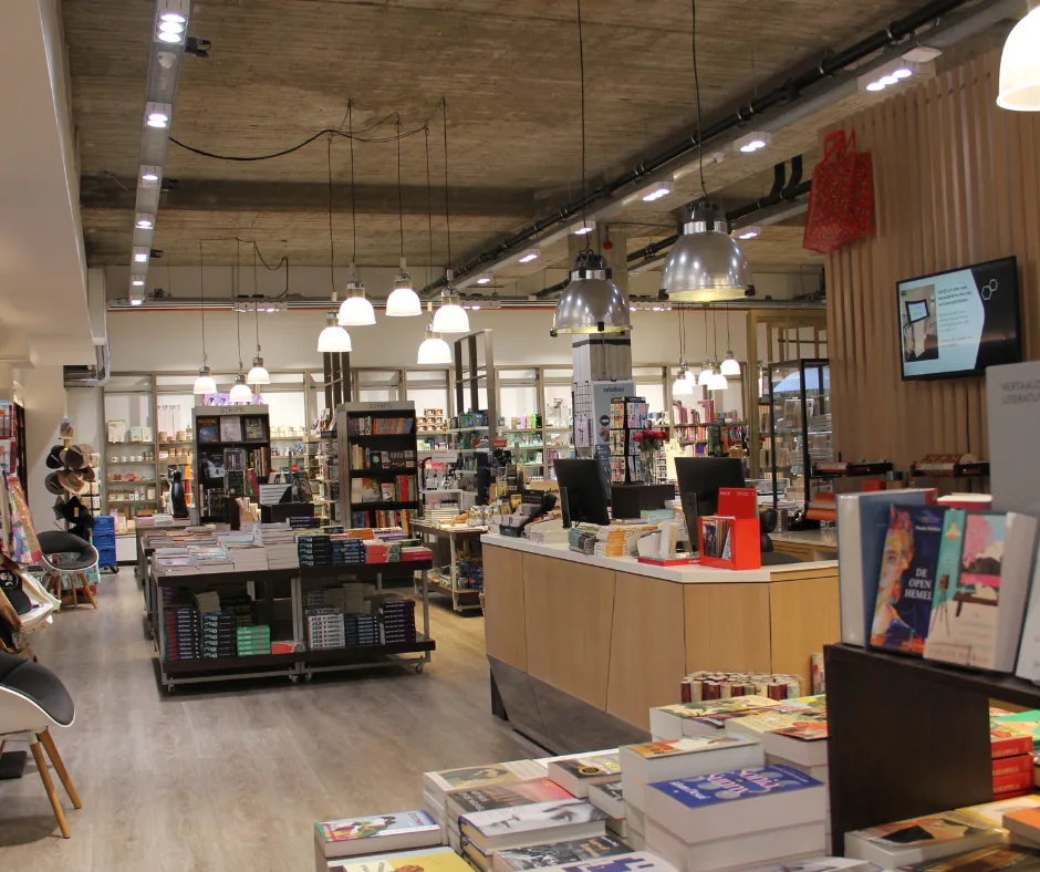 Boekhandel Voorhoeve — foto 5