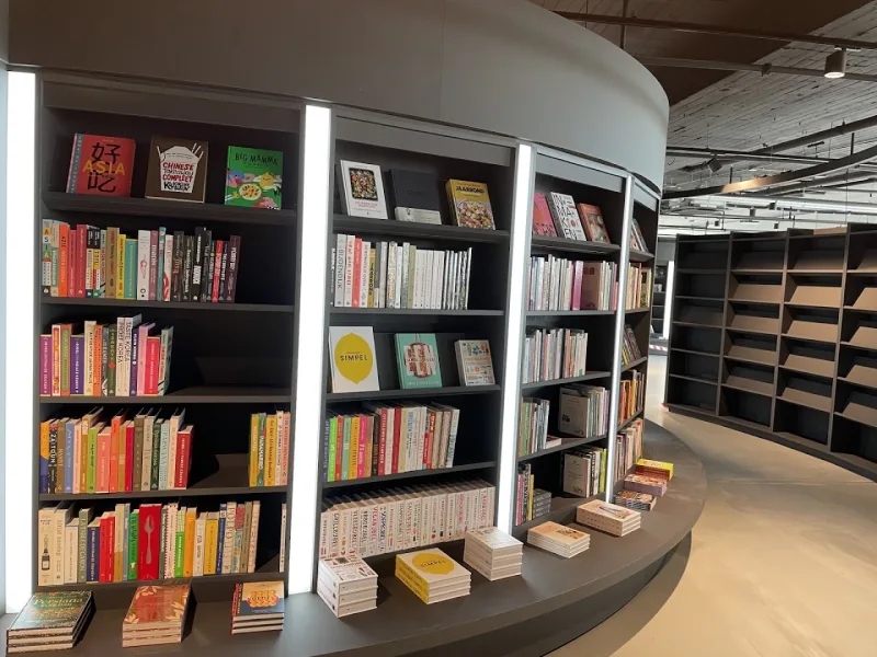 Boekhandel Dominicanen Heerlen — foto 6