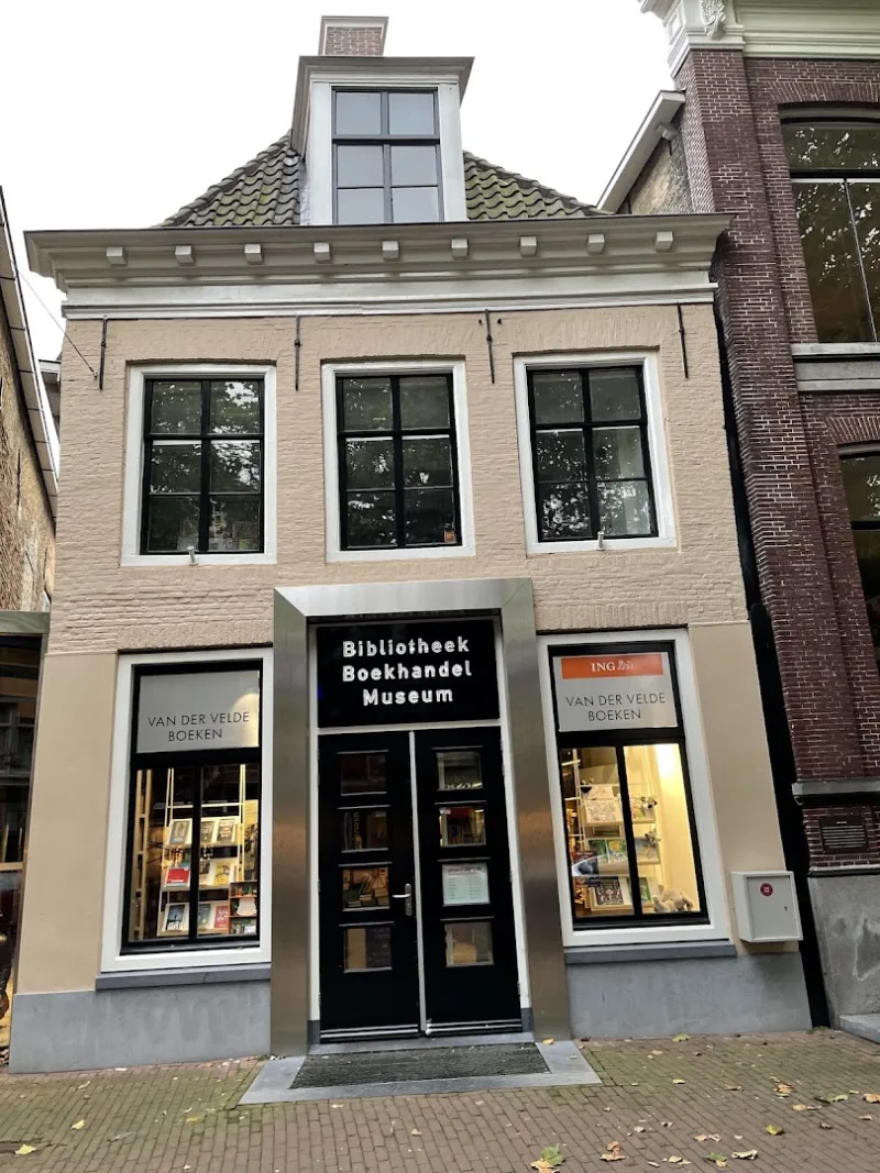 Van der Velde Boeken Harlingen — foto 3