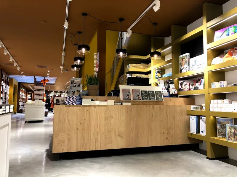 Van der Velde Boeken Harlingen — foto 7