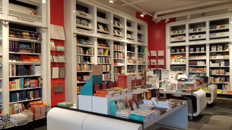 Boekhandel Heijink — foto 6