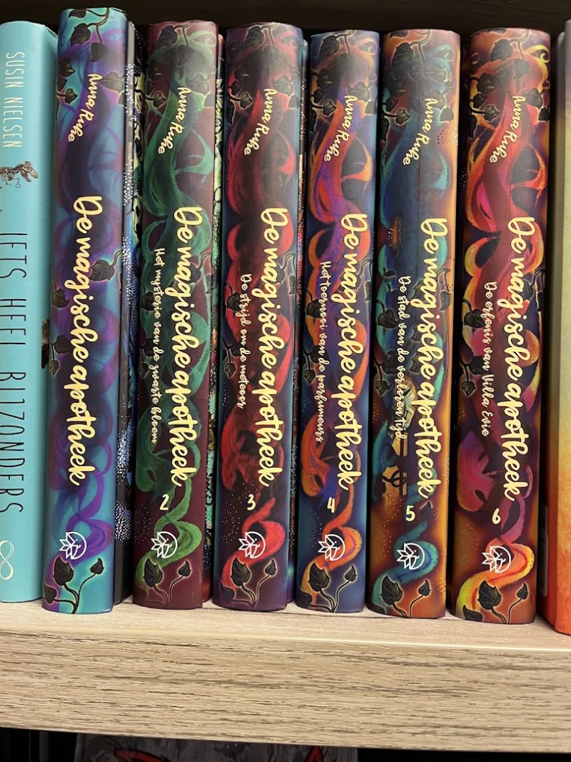 Kennemer Boekhandel — foto 7