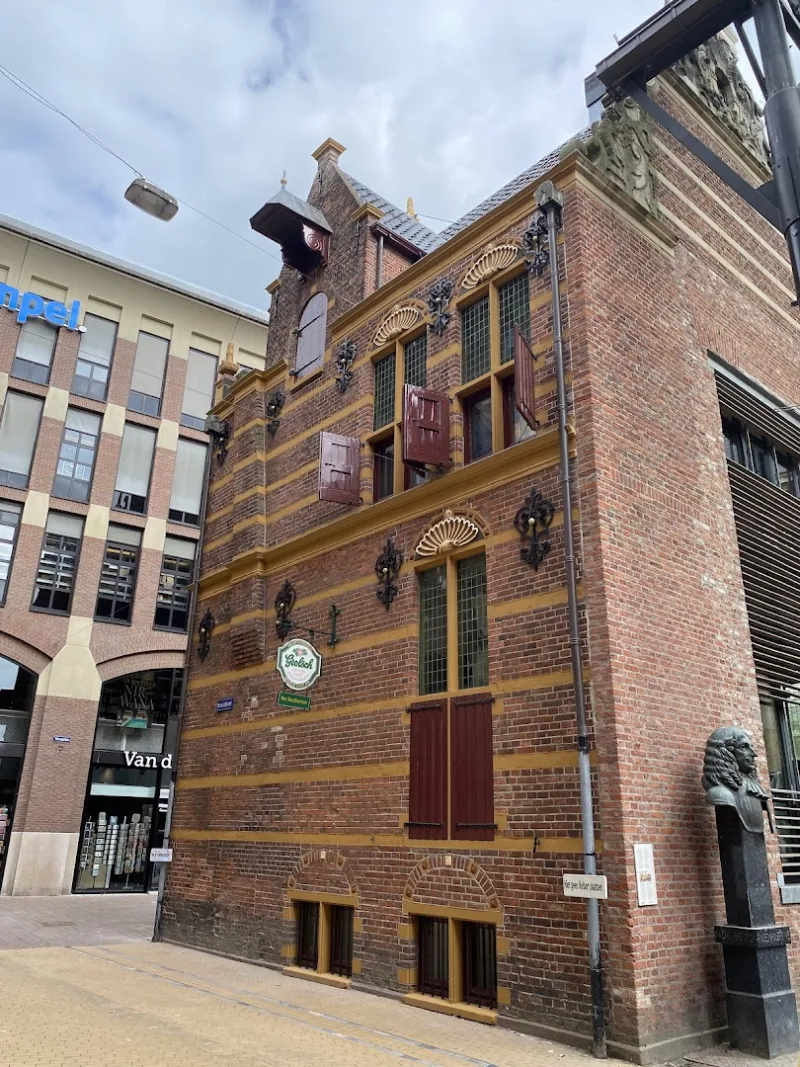 Van der Velde Boeken Groningen Grote Markt — foto 3