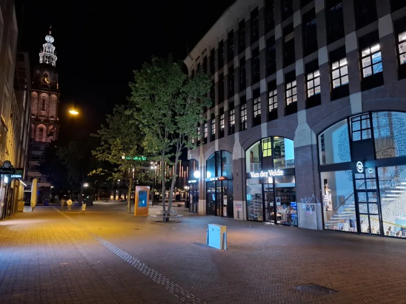 Van der Velde Boeken Groningen Grote Markt — foto 7