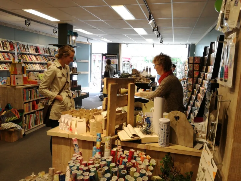 Miek-Kado Boek-Kadoshop — foto 3