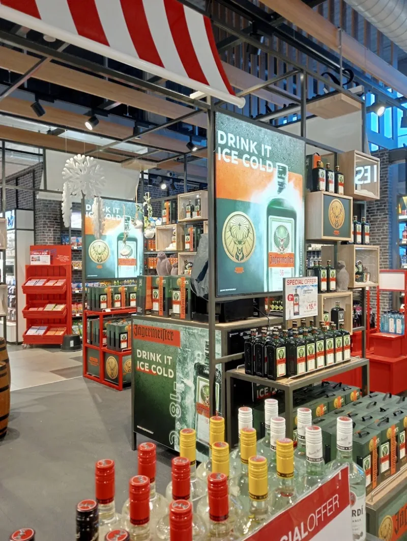 Relay Eindhoven Airport — foto 3