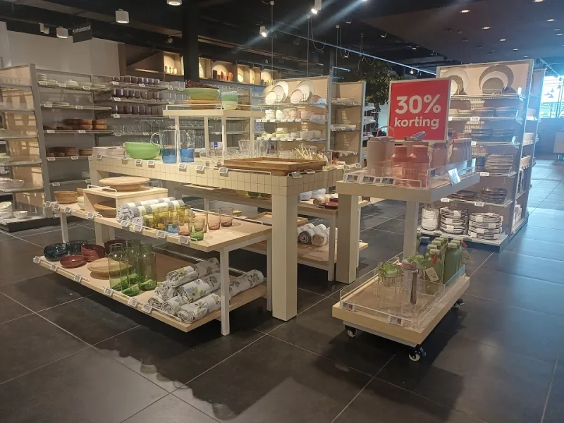 HEMA Tilburg Pieter Vreedeplein — foto 8