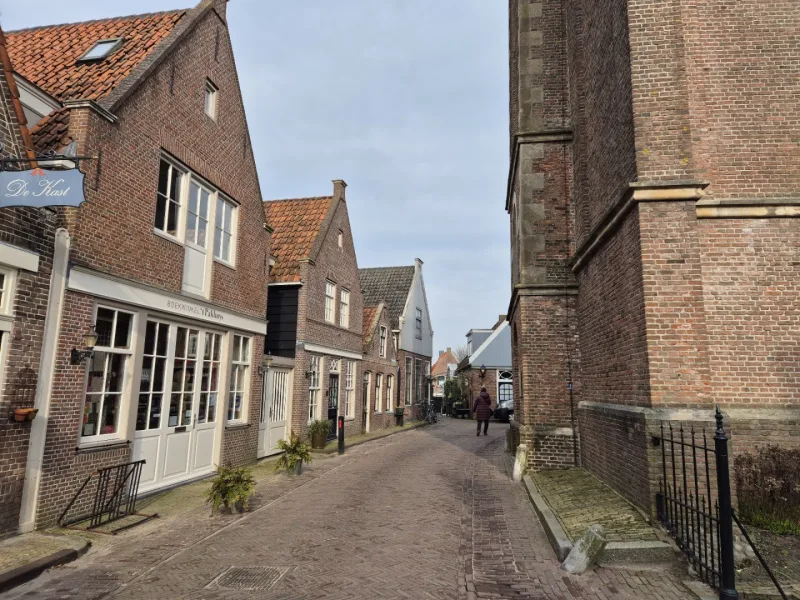 Boekwinkel 't Pakhuys — foto 8
