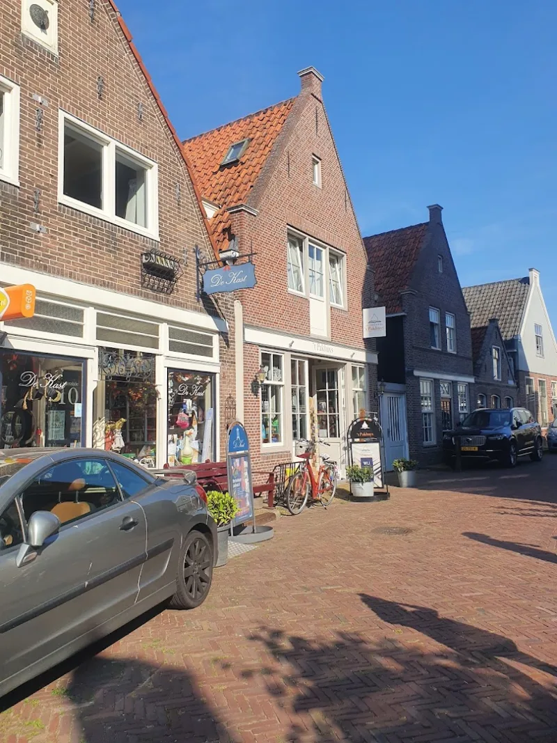 Boekwinkel 't Pakhuys — foto 12