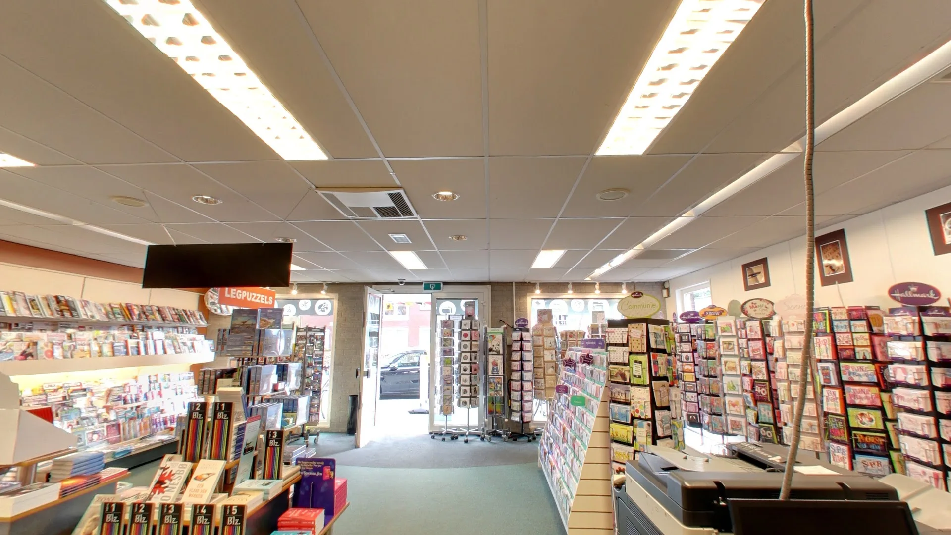 Boek- en Kantoorvakhandel Sikkers — foto 8