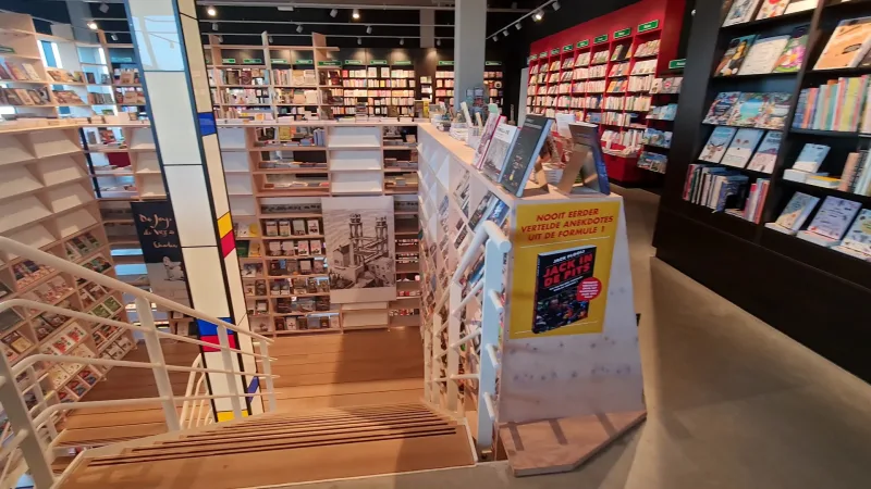 Van der Velde Boeken Drachten — foto 8