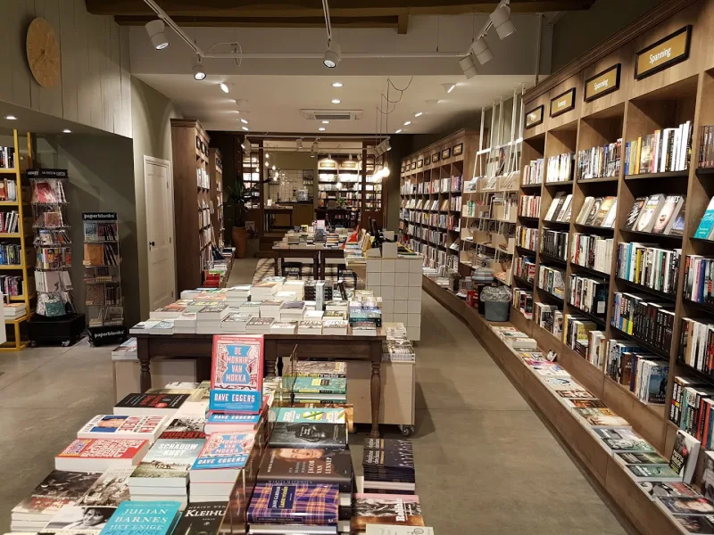 Van der Velde Boeken Dokkum — foto 4