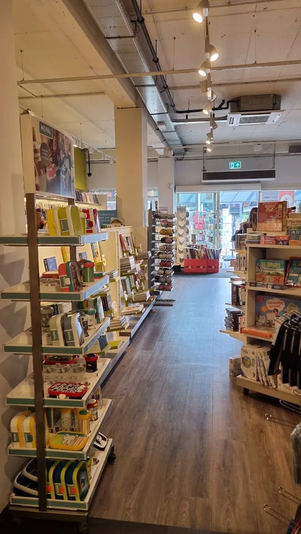 Kantoor & Boekhandel KEES (Mereveldplein) — foto 4