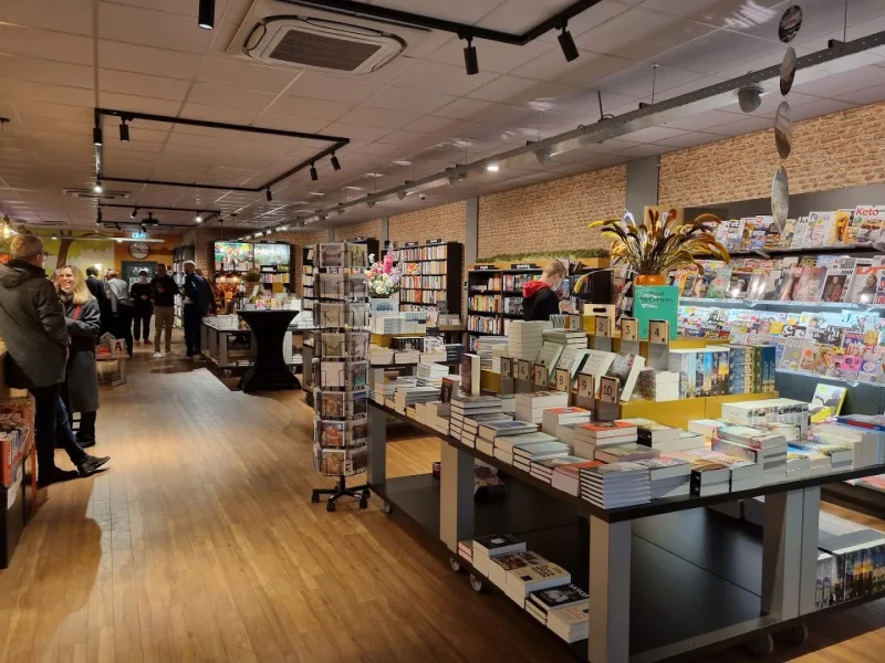 Boekhandel Tomey — foto 3