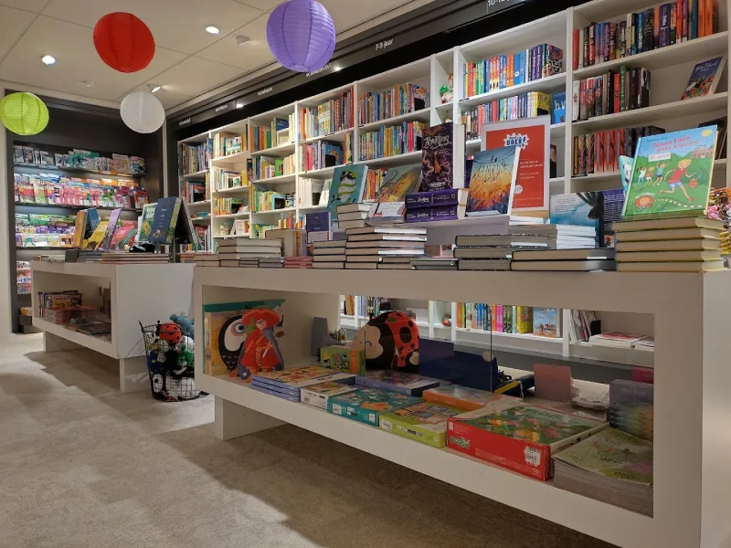 Boekhandel Thomas — foto 8